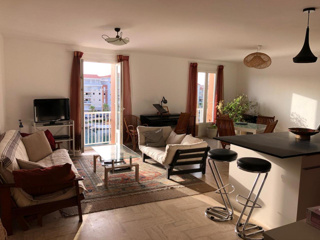 La Terrasse Des Capucines Apartment Sete Luaran gambar