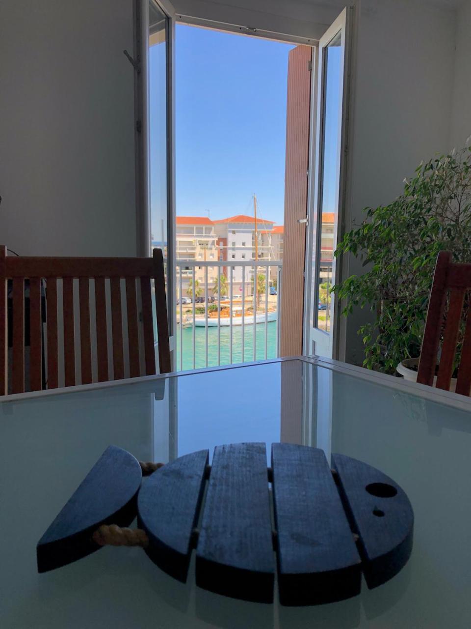 La Terrasse Des Capucines Apartment Sete Luaran gambar